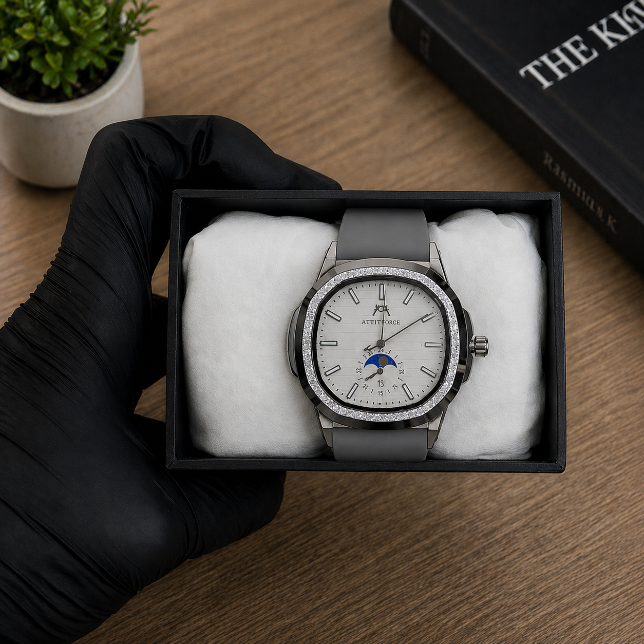 Fusion Timepiece